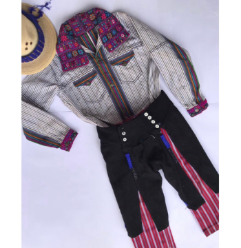 Traje de Todos Santos completo