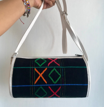 Bolsa Tipo Baúl Negro con Blanco (pequeño)