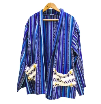 Kimono unisex talla única.
