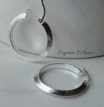 Argollas diagonal mate convexo 2.5CM