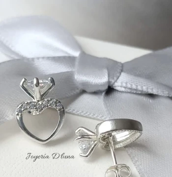 Aretes corona pandora corazón