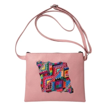 Bolso crossbody mediano con güipil tejido a mano modelo 3