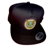 Gorra "bélica" con imagen frontal y pin de Estados Unidos