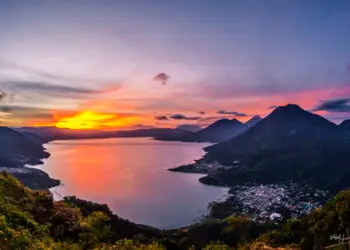 Pueblo Tz’utujil lleva más de 700 años en las riberas del  lago de Atitlán