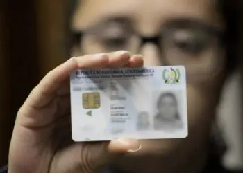 Trámite gratuito de DPI para retornados a Guatemala