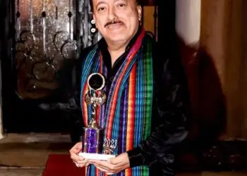 Canción de vida, amor y servicio del artista migrante Gustavo VII