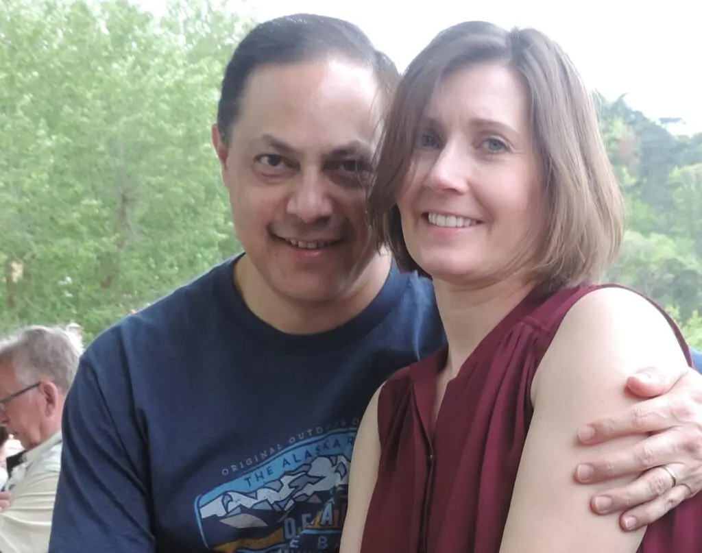 Mario Cabrera, exitoso ejecutivo guatemaltecco en Estados Unidos junto a su esposa Jill