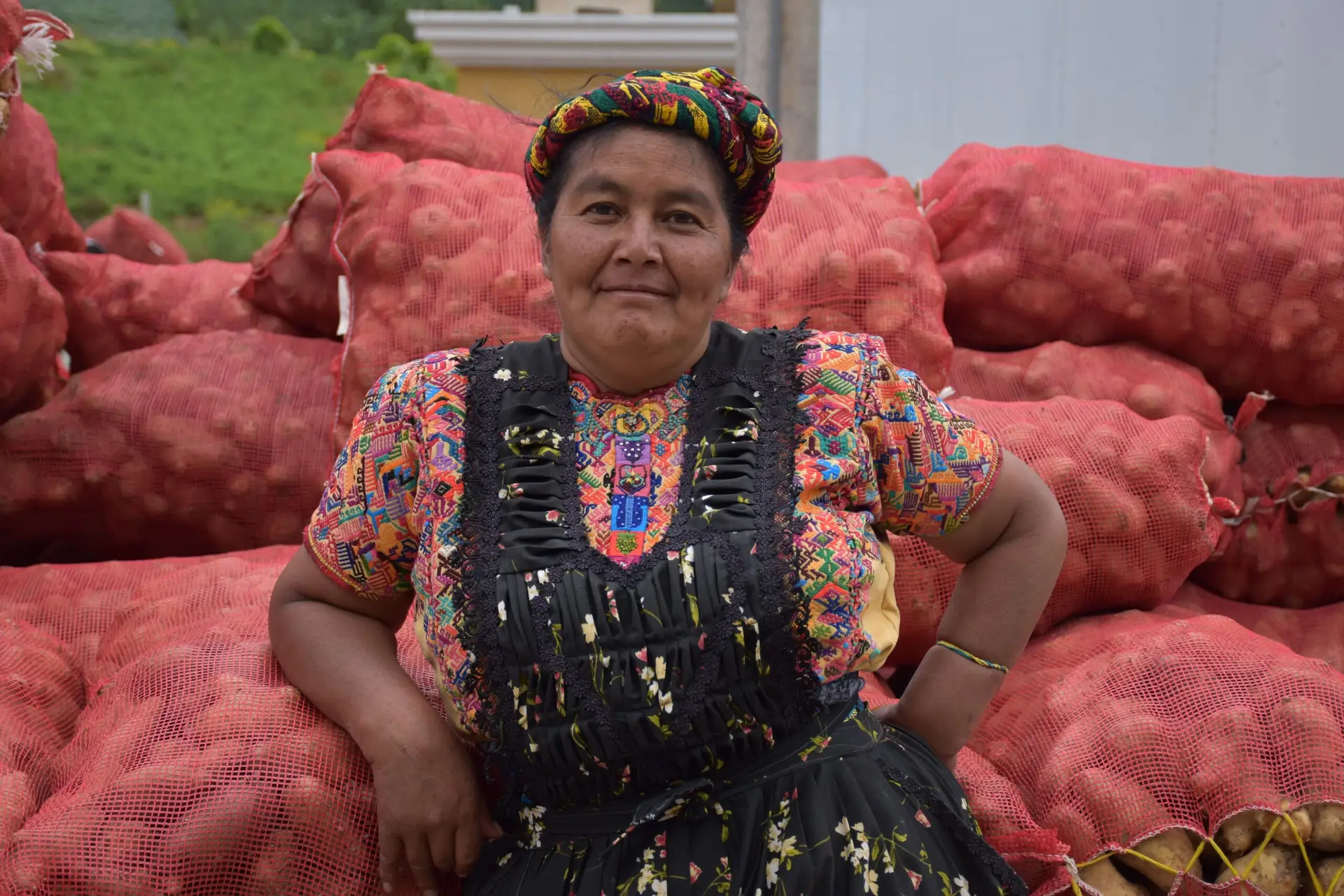 Paulina Sánchez trabaja desde los 17 años de edad trabajo que heredo de su familia – SoyMigrante.com REVISTA Paulina Sánchez trabaja desde los 17 años de edad trabajo que heredo de su familia
