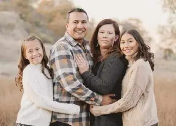 La inspiradora historia de Elliot, migrante guatemalteco en California