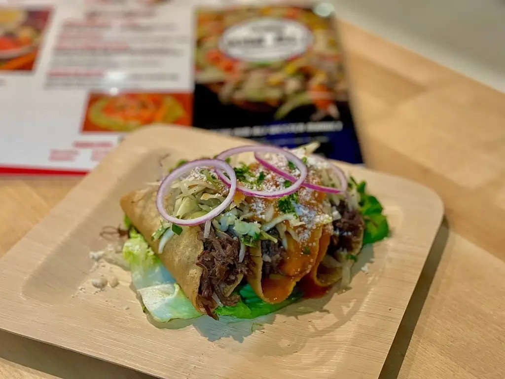 Una doblada de carne guatemaltea se antoja en la capital estadounidesne.