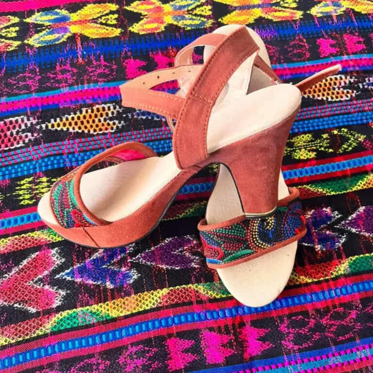 Sandalias típicos rosa