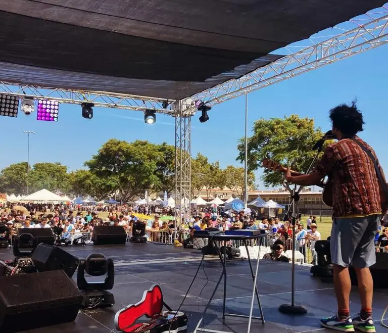 El actor y cantautor Domingo Lemus se ha presentado en varios festivales organizados por migrantes guatemaltecos en ciudades de Estados Unidos
