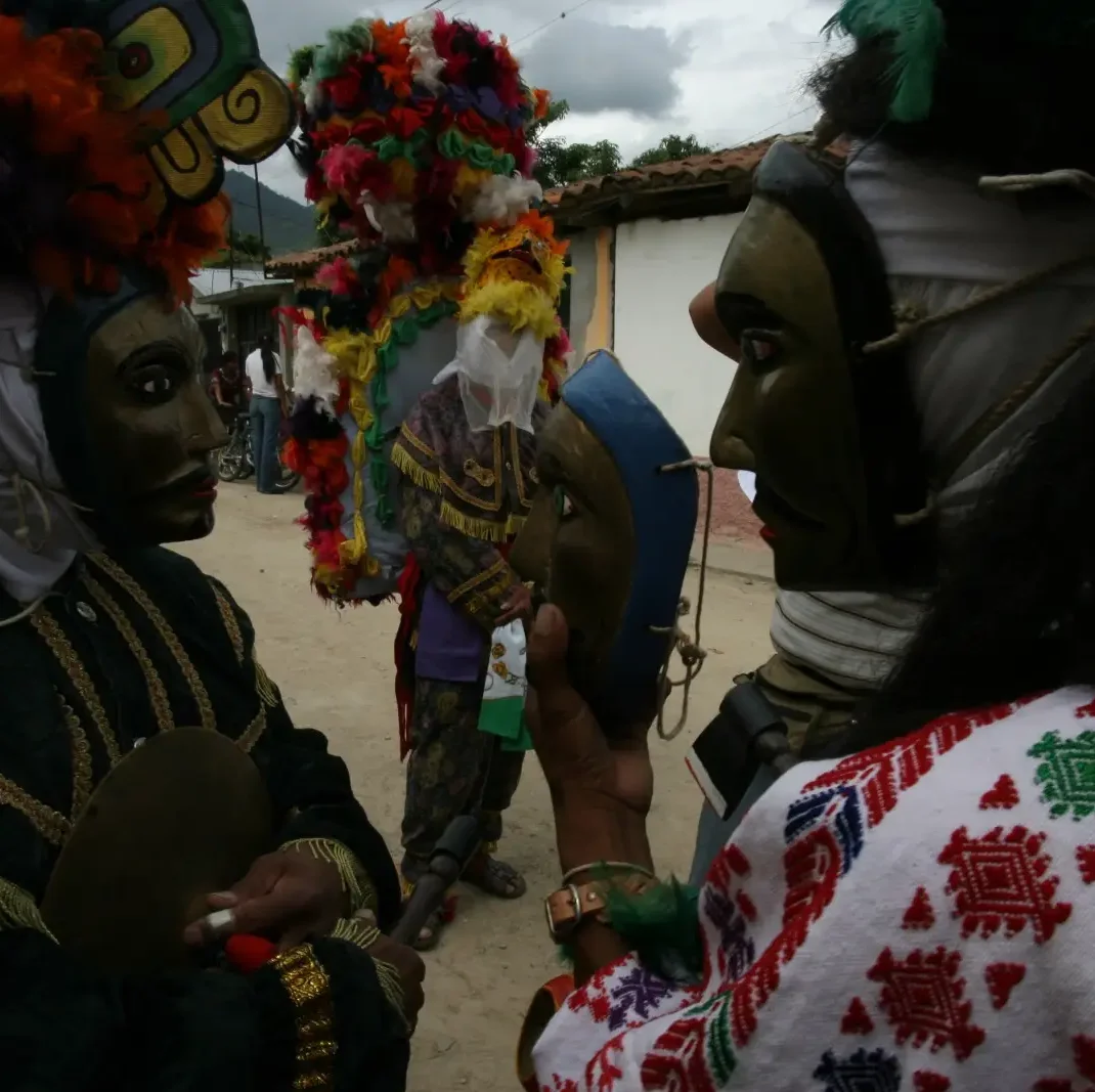 Danzas de Guatemala: el Rabinal Achí, baile drama prehispánico sobrevive y brilla cada 25 de enero.