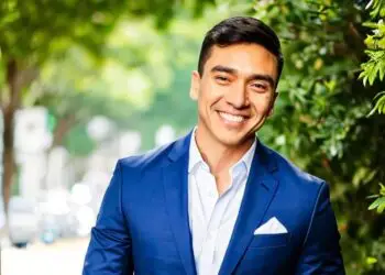 constructora y venta de bienes raíces en Oklahoma junto a sus tres hermanos migrantes. – SoyMigrante.com REVISTA