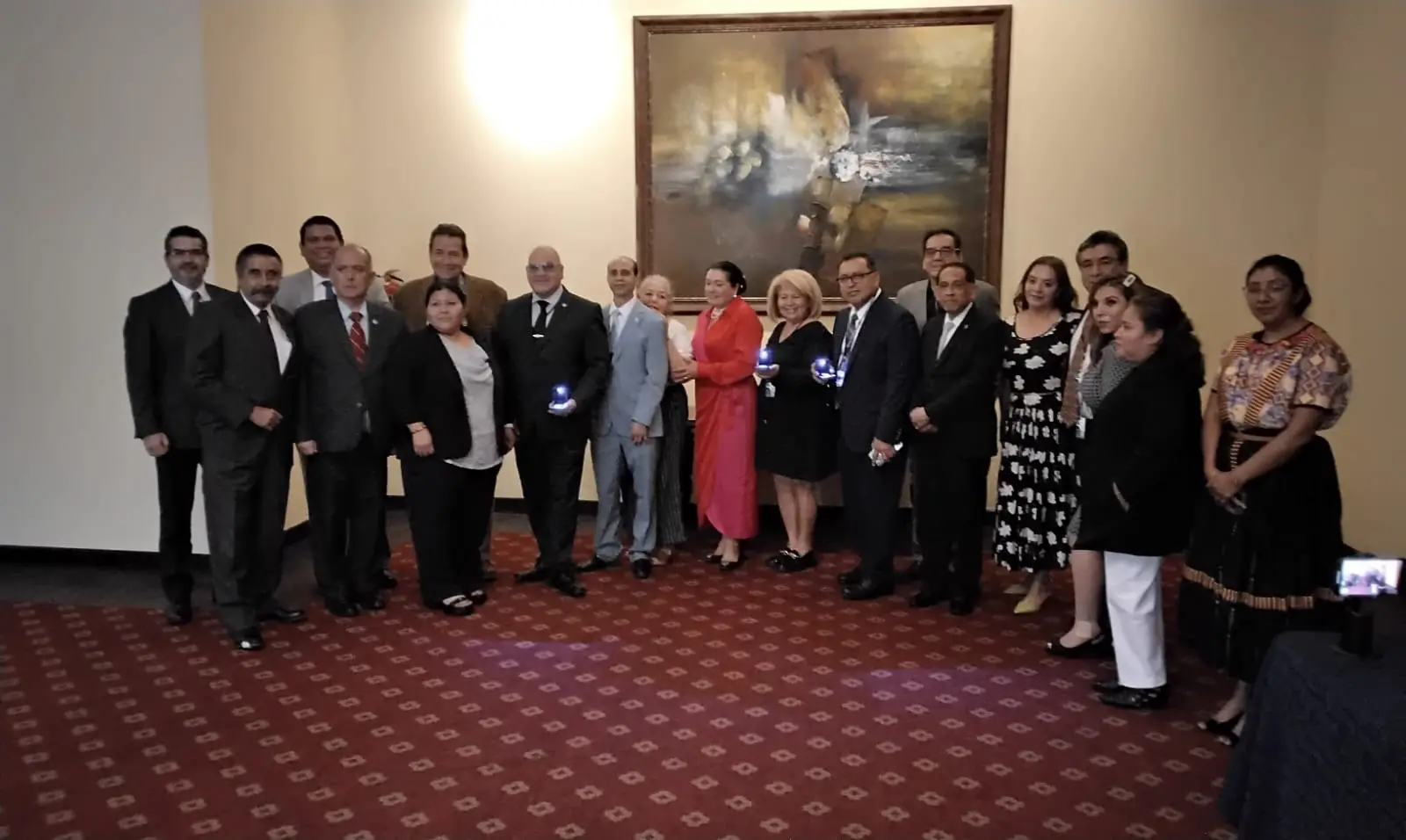 Reunión de líderes migrantes guatemaltecos y magistrados del Tribunal Supremo Electoral sobre reformas electorales y voto en el extranjero. – SoyMigrante.com REVISTA Reunión de líderes migrantes guatemaltecos y magistrados del Tribunal Supremo Electoral sobre reformas electorales y voto en el extranjero.