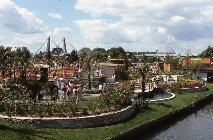 La Exposición Floralía de Canada en 1980 fue el primer gran proyecto en el que participó Carlos Martínez y que le abrió el camino hacia la arquitectura paisajística (2)