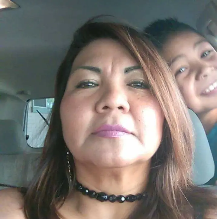 Arminda Zuniga, migrante guatemalteca con 30 años de experiencia en limpieza de casas y oficinas. Fundó en 2020 su compañía Arminda's Housecleaning. – SoyMigrante.com REVISTA Arminda Zuniga, migrante guatemalteca con 30 años de experiencia en limpieza de casas y oficinas. Fundó en 2020 su compañía Arminda's Housecleaning. – SoyMigrante.com REVISTA