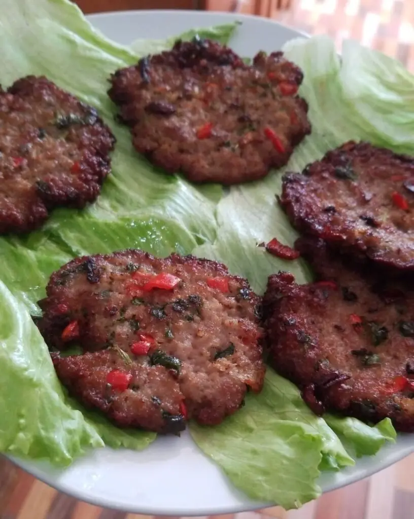 Tortitas de carne molida una receta de fácil preparación. (Foto Mary Campos) – SoyMigrante.com REVISTA Tortitas de carne molida una receta de fácil preparación. (Foto Mary Campos) – SoyMigrante.com REVISTA