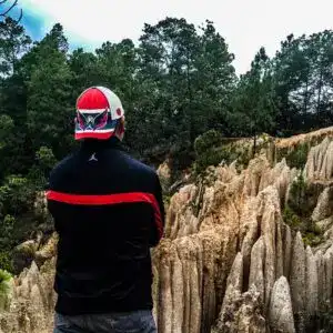 México, cultura migrante, naturaleza, paisaje rocoso, senderismo, aventura, fotografía al aire libre, turismo, conservación, exploración, historia natural, paisaje espectacular, paisaje de montaña, entorno natural, vida al aire libre.