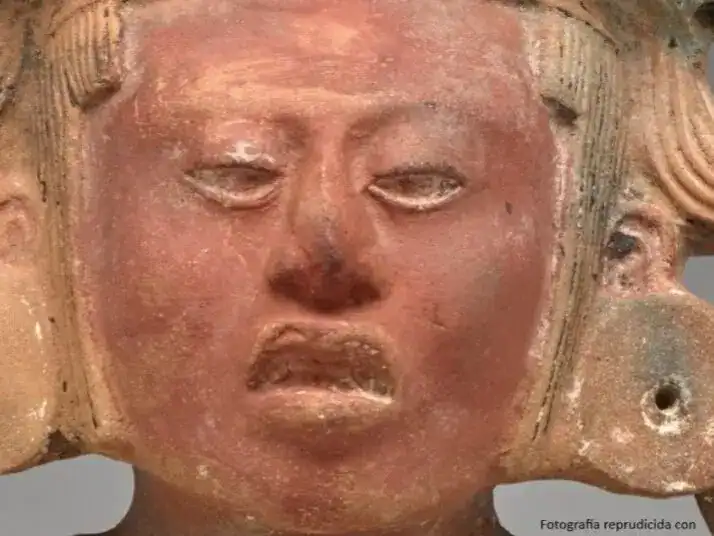 Arte prehispánico maya, escultura antigua de cerámica con rostro humano expresivo para colección de historia y cultura mexicana. – SoyMigrante.com REVISTA