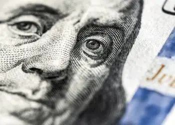 cuanto efectivo puedo ingresar a estados Unidos