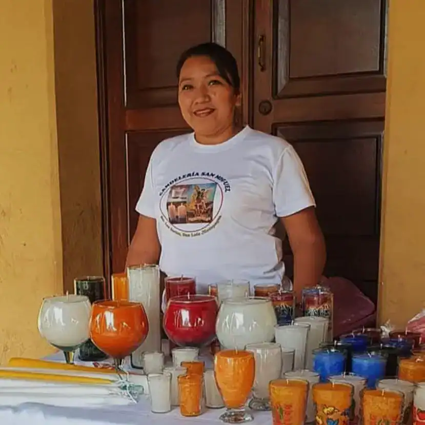 Candelería San Miguel: Un legado  familiar de amor y trabajo iluminado por la devoción