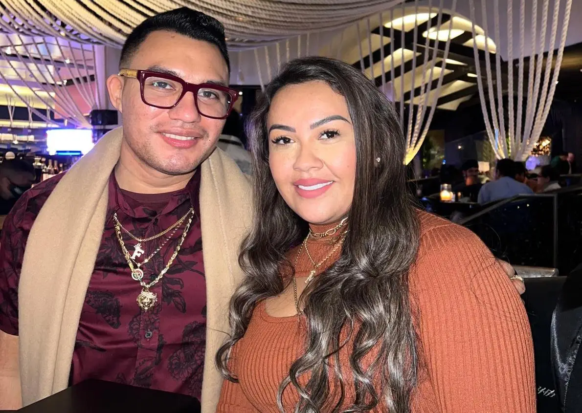 La historia de Elmer "Fernando" Morán no ha sido fácil y junto a su hermana han tenido que vivir difíciles momentos para llegar al éxito. – SoyMigrante.com REVISTA La historia de Elmer "Fernando" Morán no ha sido fácil y junto a su hermana han tenido que vivir difíciles momentos para llegar al éxito. – SoyMigrante.com REVISTA