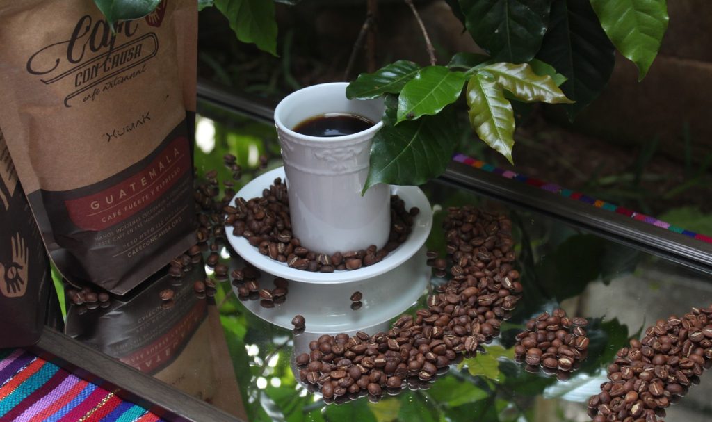 Café con Causa es una iniciativa del emprendedor migrante Marcos Antil. Dicho grano es cultivado y procesado en Huehuetenango; las ganancias se dedican totalmente a proyectos educativos. – SoyMigrante.com REVISTA Café con Causa es una iniciativa del emprendedor migrante Marcos Antil. Dicho grano es cultivado y procesado en Huehuetenango; las ganancias se dedican totalmente a proyectos educativos. – SoyMigrante.com REVISTA