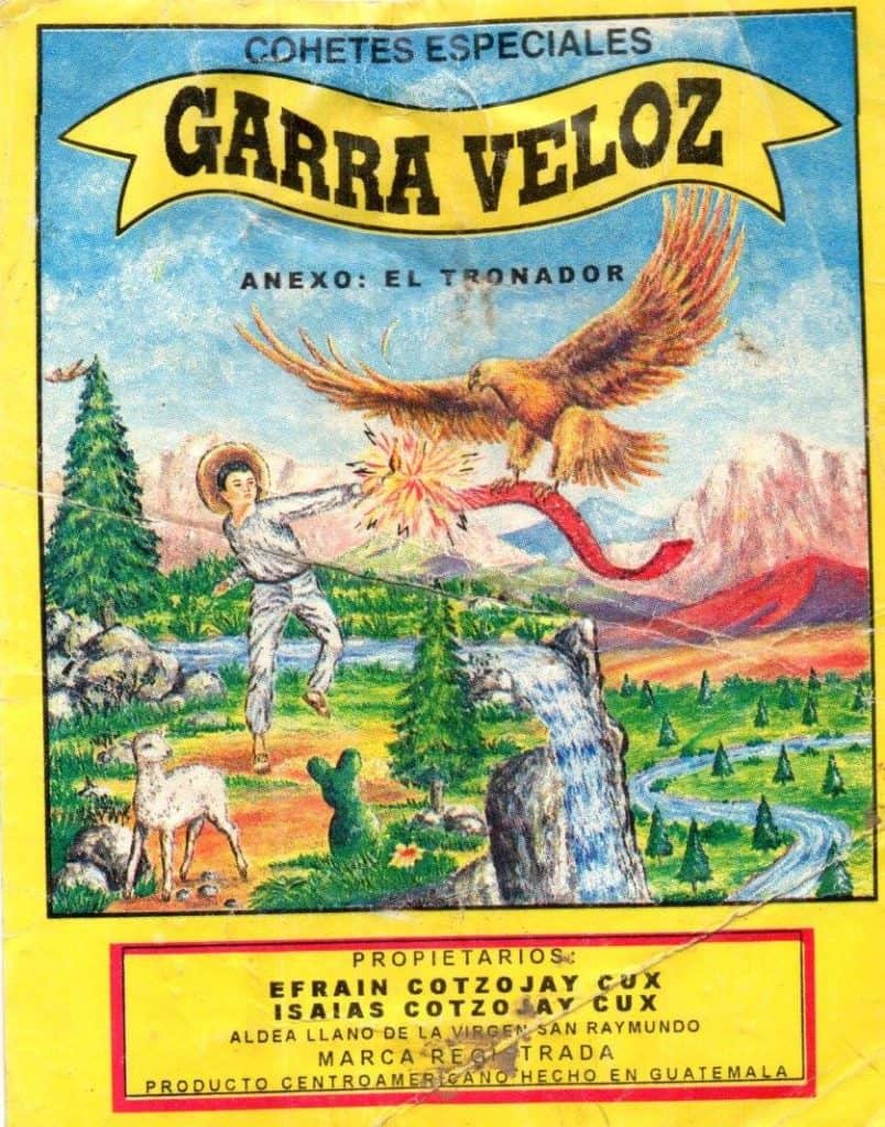 Cohete especial garra veloz, lanzamiento de cohetes artesanales, actividad infantil en Guatemala, revista SoyMigrante, cultura tradicional, diversión familiar, artesanía y juegos tradicionales. – SoyMigrante.com REVISTA