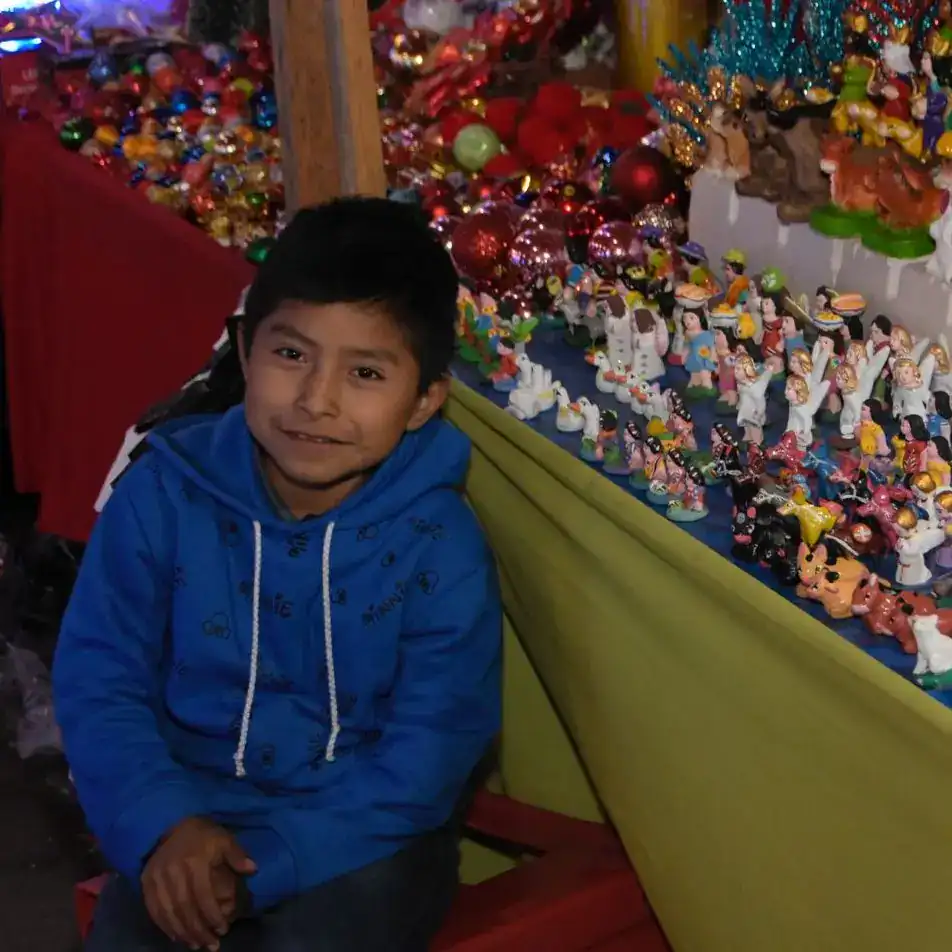 Paseo por un mercadito navideño guatemalteco: una galería de colores, alegrías y recuerdos