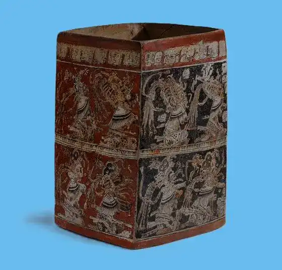 Antiguo tambor ritual mayas con detalles en color rojo y negro, arte ancestral, historia indígena y cultura mexicana. – SoyMigrante.com REVISTA