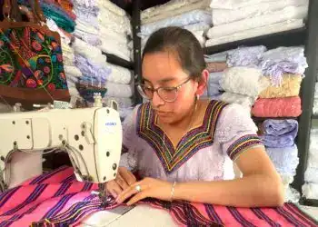 Las hermanas Nicolás guardianas de la tradición textil están en MERCADO – SoyMigrante.com REVISTA