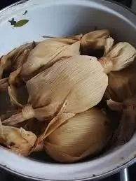 tamales de viaje – SoyMigrante.com REVISTA Pacayas envueltas en huevo – SoyMigrante.com REVISTA