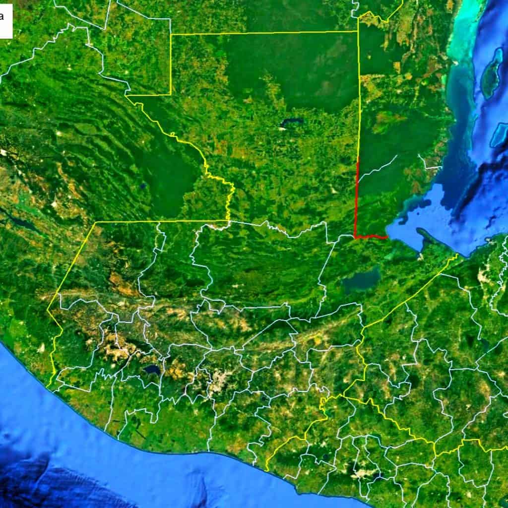 Países de América Central y frontera con Guatemala y Honduras, vista satelital con detalles de límites y cuerpos de agua, en tonalidades verdes y azules, relacionado con la migración en la región. – SoyMigrante.com REVISTA