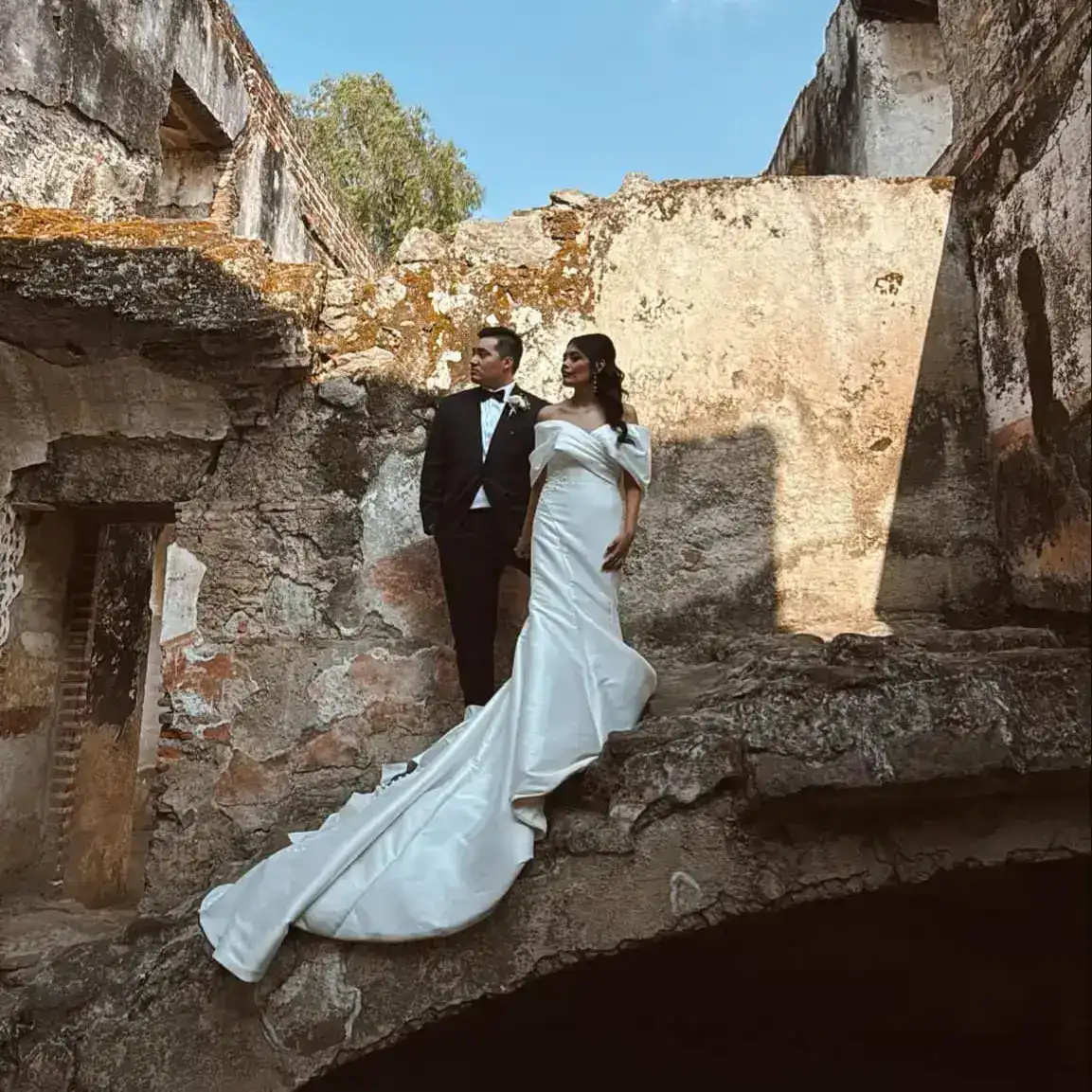 Desde Texas a casarse en Antigua Guatemala: una canción de amor a dos voces