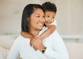 Frases poderosas para expresar cariño y transmitir paz a mamá