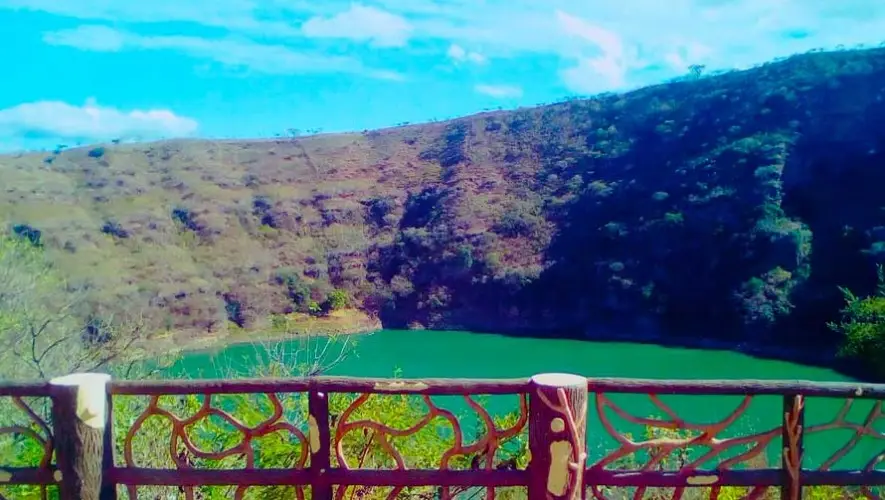 Laguna del Hoyo: Un tesoro natural y místico en Jalapa