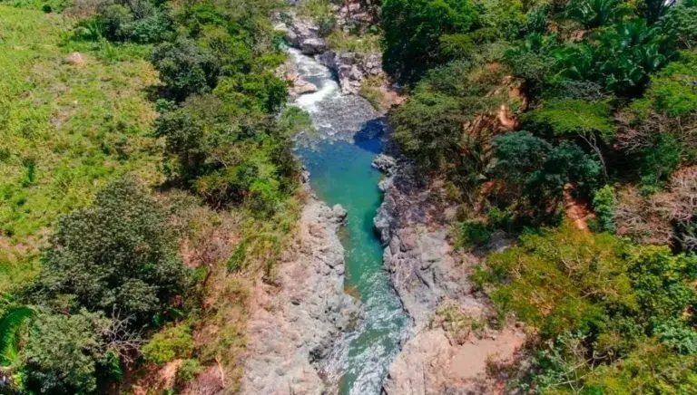 Cañón Seacacar 1 – SoyMigrante.com REVISTA Cañón Seacacar: Un tesoro natural en el corazón de Izabal – SoyMigrante.com REVISTA