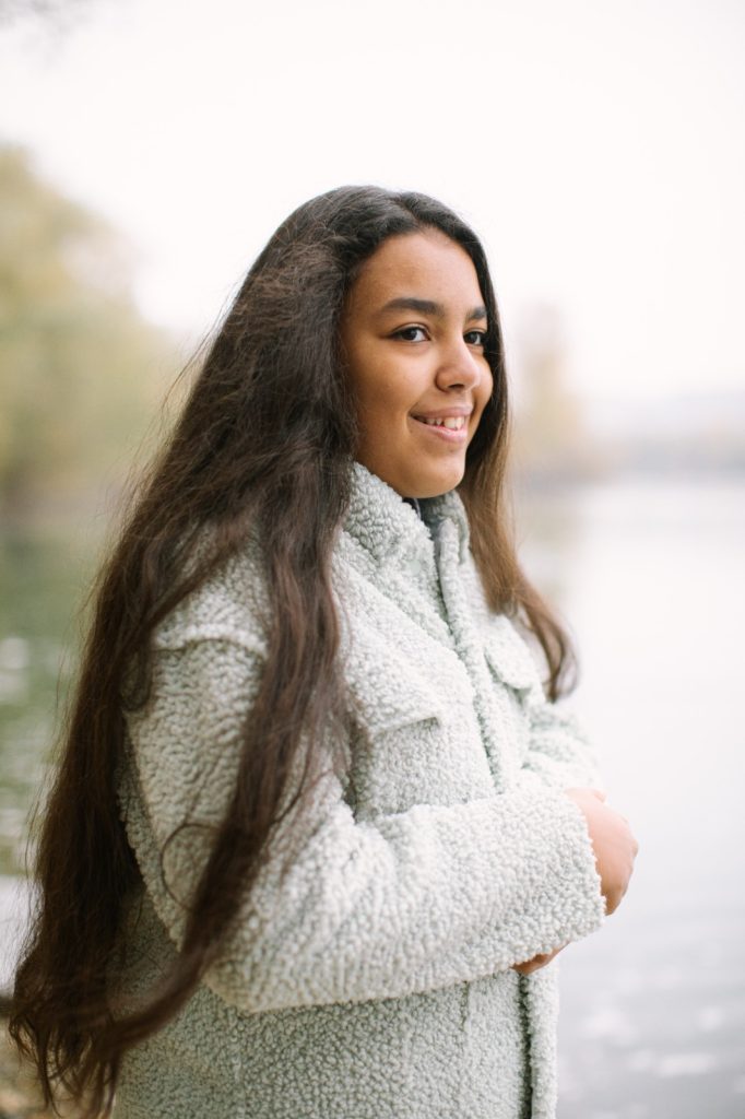 Las hijas enfrentan miedo y ansiedad en esa etapa, al no tener claros los cambios. (Foto: ENVATO) – SoyMigrante.com REVISTA Las hijas enfrentan miedo y ansiedad en esa etapa, al no tener claros los cambios. (Foto: ENVATO) – SoyMigrante.com REVISTA