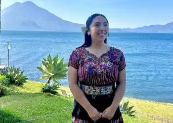 Ingrid Sub Cuc Maya kakchikel de Sololá estudia su doctorado en la Universidad de California en Davis, investiga sobre medicina maya en Guatemala.