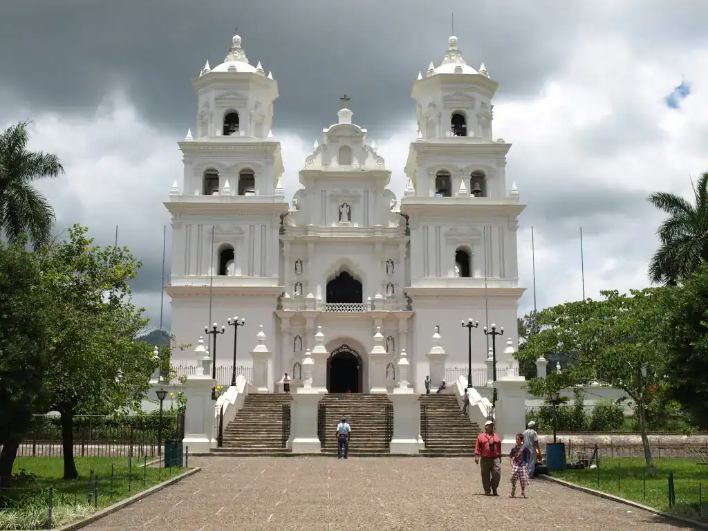 La Basílica de Esquipulas, tesoro colonial de fe y amor