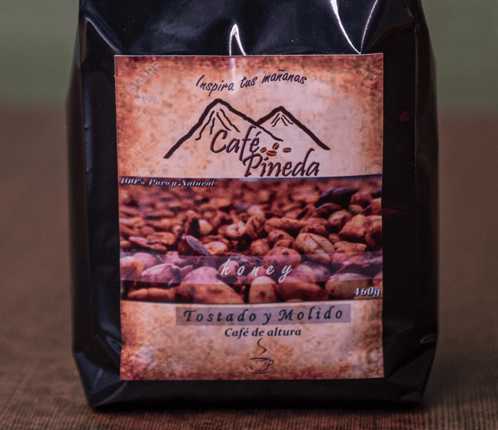 Suave y aromático café tostado y molido, ideal para preparar en altura, en paquete de 460 gramos, 100% puro y natural, perfecto para amantes del café de calidad. – SoyMigrante.com REVISTA