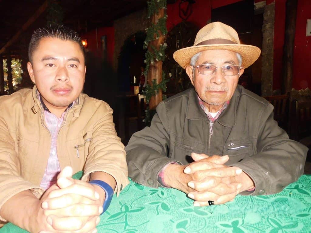 El legado de don Pascual Méndez en conocimiento de tratamientos naturales fue la base de la cual partió su hijo Noé Méndez, para seguir aprendiendo y lanzar Mía Nature. (Foto álbum familiar familia Méndez)