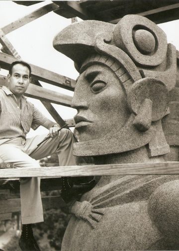 Roberto González Goyri es el autor de la famosa escultura de Tecún Umán que se encuentra en las proximidades del zoológico y del aeropuerto La Aurora. – SoyMigrante.com REVISTA