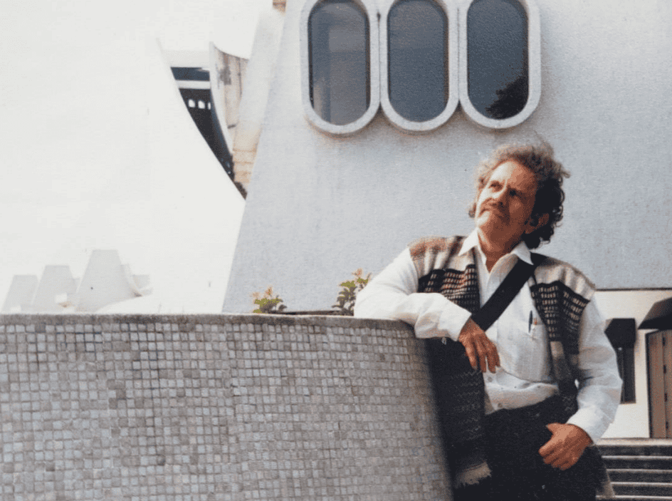 Efraín Recinos desarrolló el Gran Teatro Nacional en un lapso de seis años, sobre las bases que eran para otro teatro y creó una auténtica maravilla. (Fotografía del libro Secretos del Teatro Nacional, de Pepo Toledo) – SoyMigrante.com REVISTA