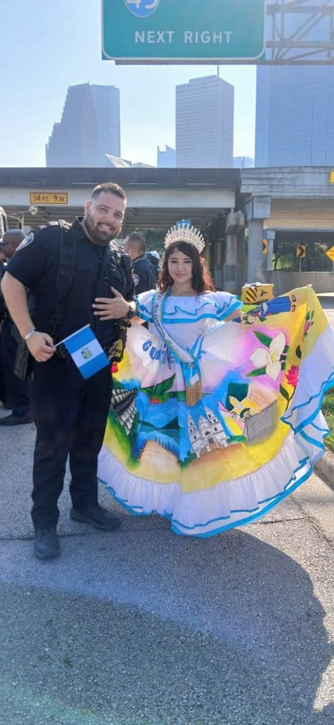 La hermandad y los recuerdos de identidad predominaron durante este festejo por las calles de Houston Texas, (Foto Chapines de Corazón)