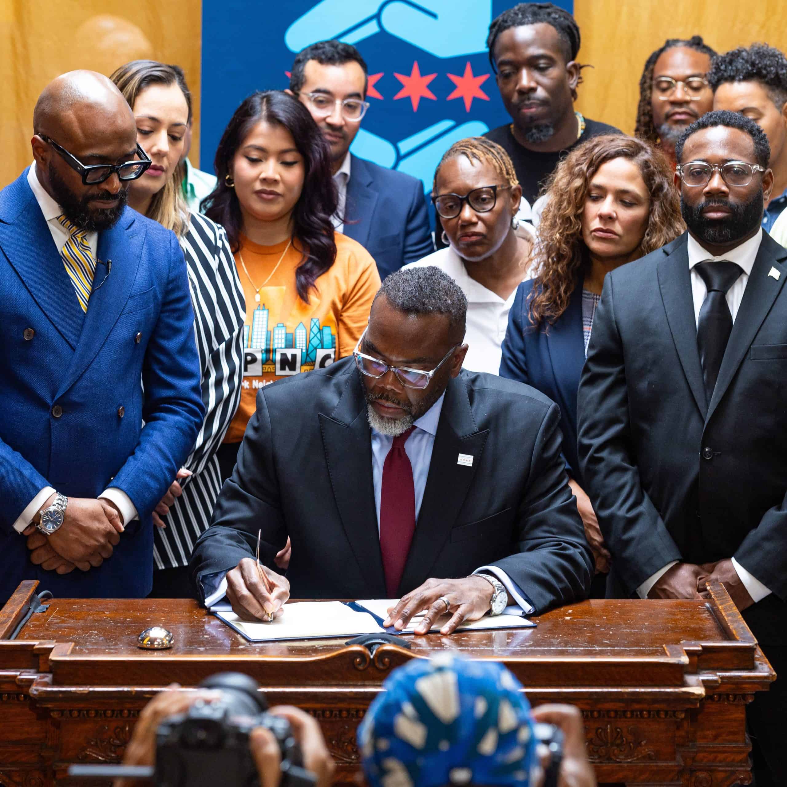 La ciudad de Chicago decreta “zonas libres de ICE”