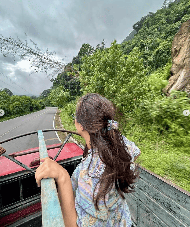 Durante cada estadía en Guatemala, la doctora Alejandra Paniagua se convence más de la necesidad de apoyar el desarrollo de mejores servicios de salud mental en el país, a la vez que reconecta con sus raíces familiares y también con las comunidades. El objetivo: potenciar la libertad de las personas para integrarse en armonía a la sociedad y vivir en plenitud. (Foto A. Paniagua) – SoyMigrante.com REVISTA