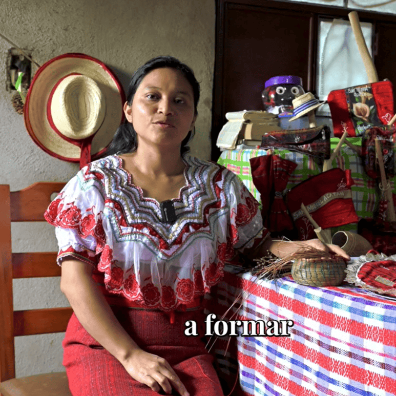 Manos hábiles y corazón artesanal: Yetzel, de San Miguel Acatán está en MERCADO