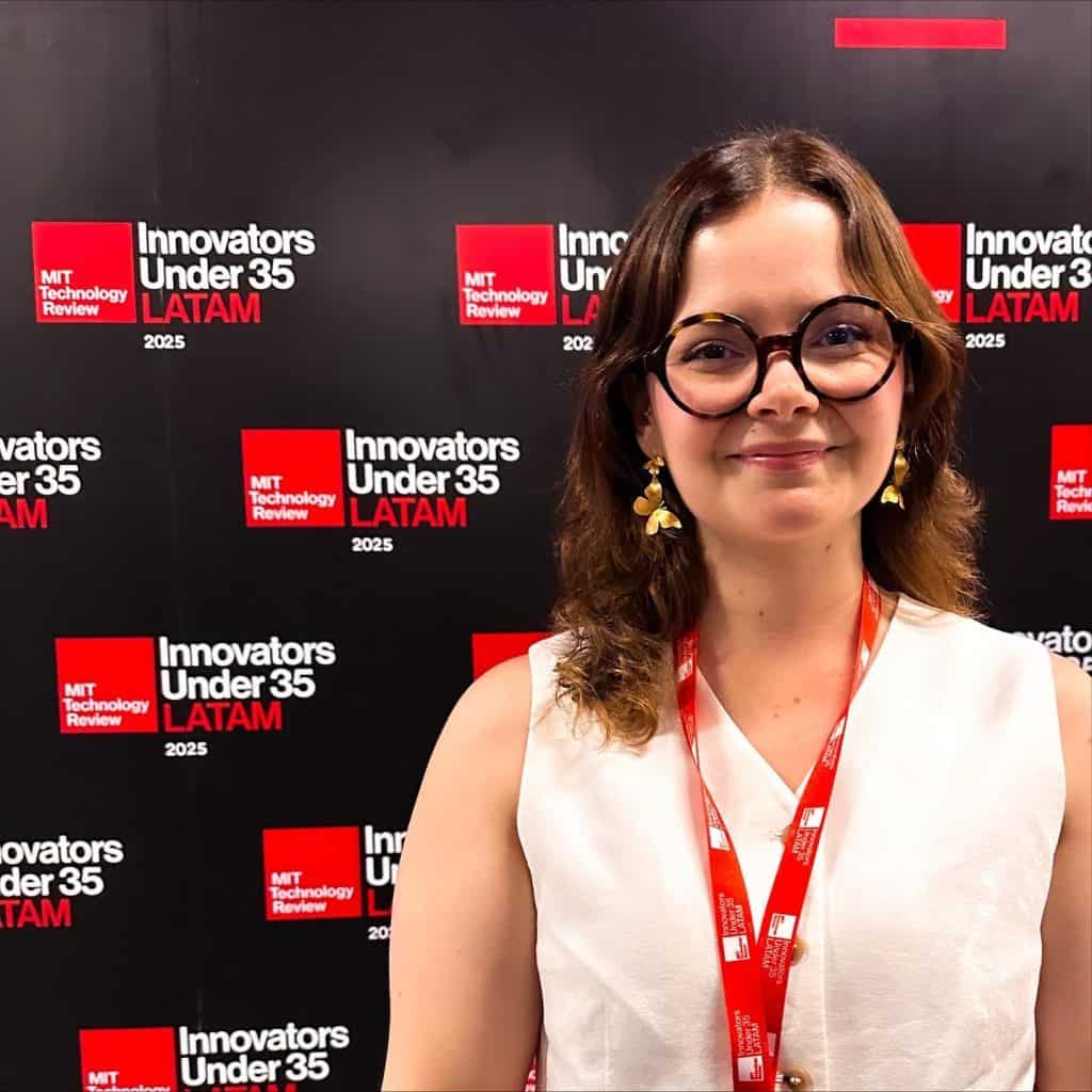 A través de BecaLab, Ana Aquino ha generado la oportunidad para que jóvenes latinoamericanos puedan acceder de mejor manera a becas alrededor del mundo: y eso es lo que reconoció MIT Technology Review al elegirla entre los 35 latinoamericanos menores de 35 años más influyentes. El anuncio fue en octubre, pero BecaLab está abierto para todos, todos los días. – SoyMigrante.com REVISTA A través de BecaLab, Ana Aquino ha generado la oportunidad para que jóvenes latinoamericanos puedan acceder de mejor manera a becas alrededor del mundo: y eso es lo que reconoció MIT Technology Review al elegirla entre los 35 latinoamericanos menores de 35 años más influyentes. El anuncio fue en octubre, pero BecaLab está abierto para todos, todos los días.